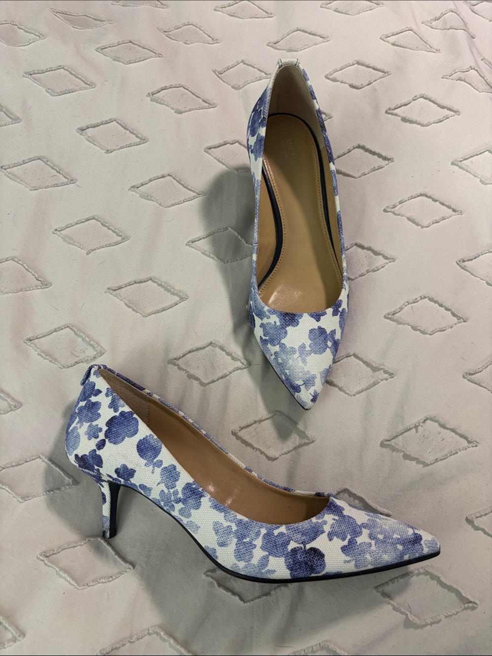 Michael Kors Kitten Pumps